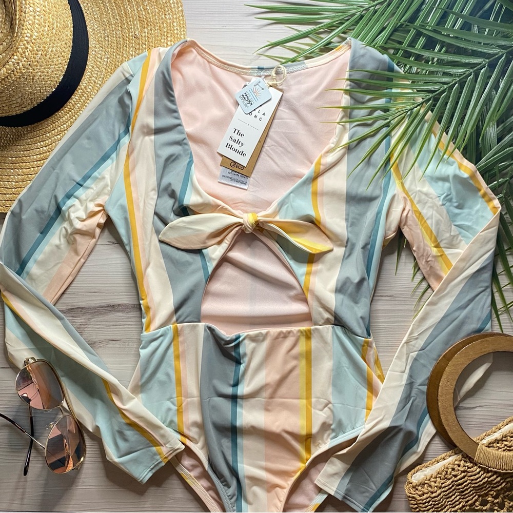 Billabong x Salty Blonde Bodysuit - Picture 2 of 12